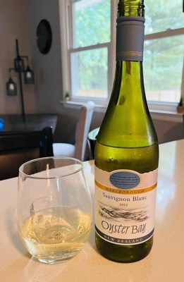 Oyster Bay Marlborough Sauvignon Blanc Wine (750 ml)