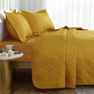 3 Piece Quilt Set Coverlet With Shams Floral Pattern Bedspread Set Bedding Set for All Seasons - Cotton Passion - 1 of 4