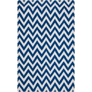 Dhurries DHU557 Hand Woven Flat Weave Indoor Rugs - Safavieh - 1 of 4