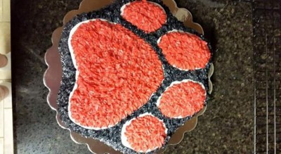 Paw print hot sale cake pan