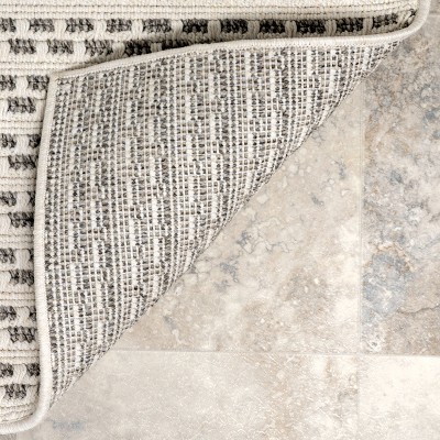 Ivory Geometric Patterned Indoor/Outdoor Synthetic Area Rug