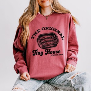 Simply Sage Market Original Tiny House Dwellers Lightweight Garment Dyed Sweatshirt - S - Crimson - 1 of 4