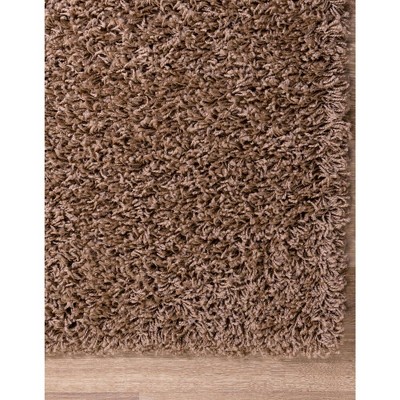 Easy-Care Reversible Sandy Brown Shag Rug 6' x 9'