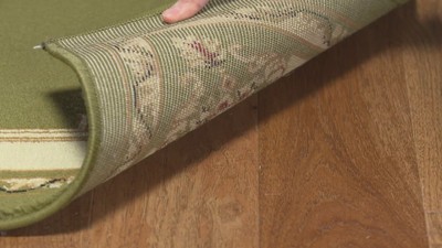 Red and Ivory Floral Rectangular Area Rug, 3'3" x 5'3"