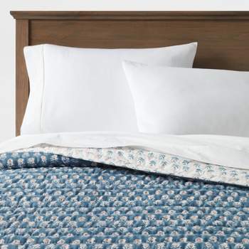 Printed Wood Block Voile Reversible Quilt Blue - Threshold™