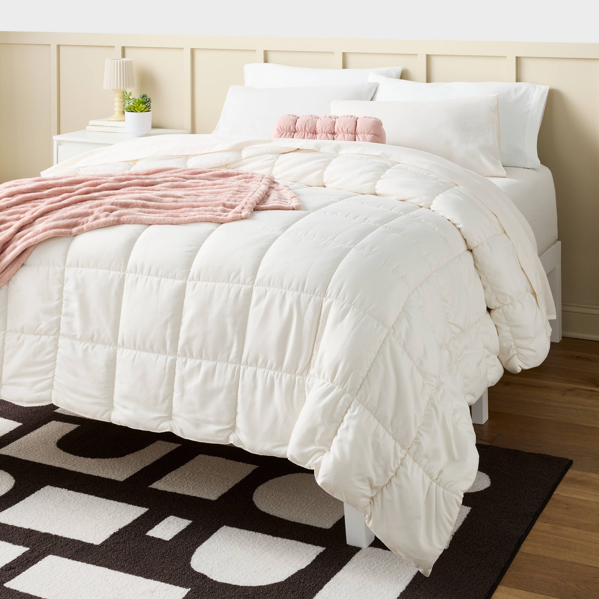 Full/Queen Box Stitch Puffer Comforter Ivory for Dorm - Room Essentials