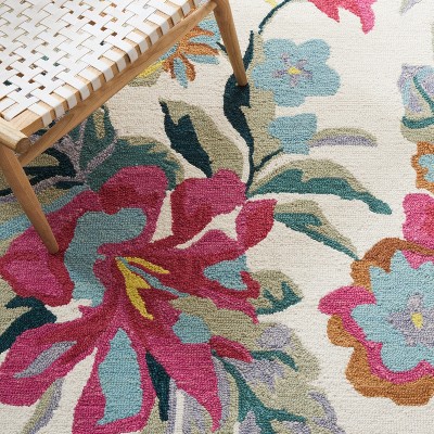 Ivory and Pink Floral Hand-Tufted Wool 4' x 6' Area Rug