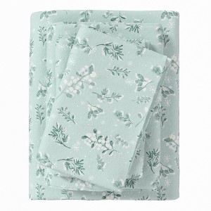 100% Cotton Winter Floral Printed Flannel Sheet Set - Great Bay Home - 1 of 4