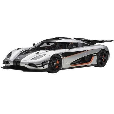 koenigsegg diecast 1 18