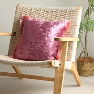 Amelie Home Retro Square Velvet Throw Pillow - 1 of 4