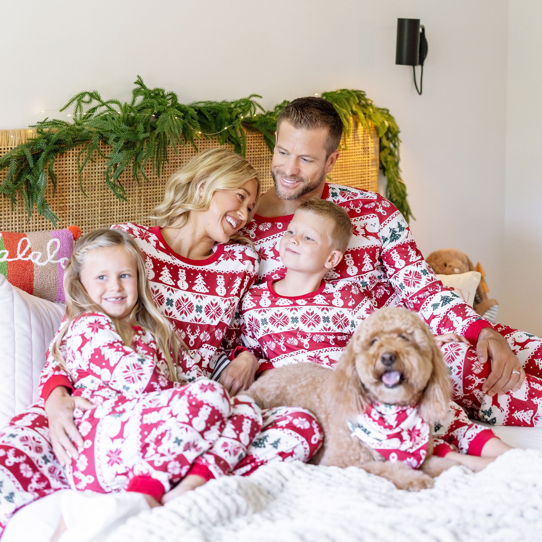 PATPAT Christmas Family Matching Pajama Sets Includes Christmas Socks - Perfect for Family Photos & Holiday Celebrations