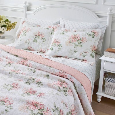 Blush Cotton Reversible Full Quilt Set with Floral Pattern