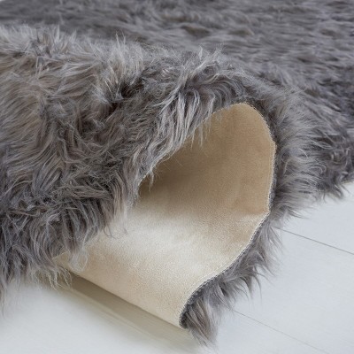 Gray Rectangular Tufted Cotton Sheepskin Fur Rug, 2' x 3'