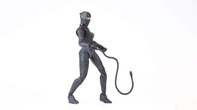 McFarlane Toys DC Multiverse Catwoman - The Batman (Movie), 2 of 11, play video