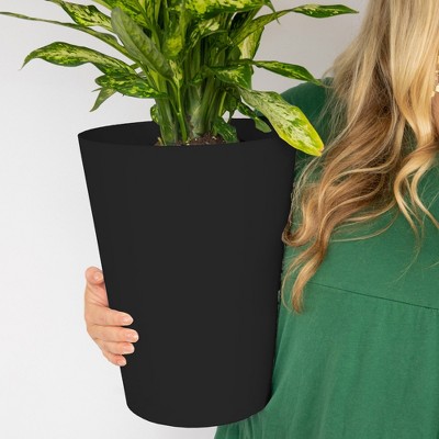 Finley Contemporary 14" Black Round Recycled Plastic Planter