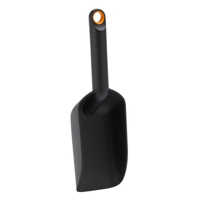 Fiskars 2” Soil Scoop Recycled Hand Trowel