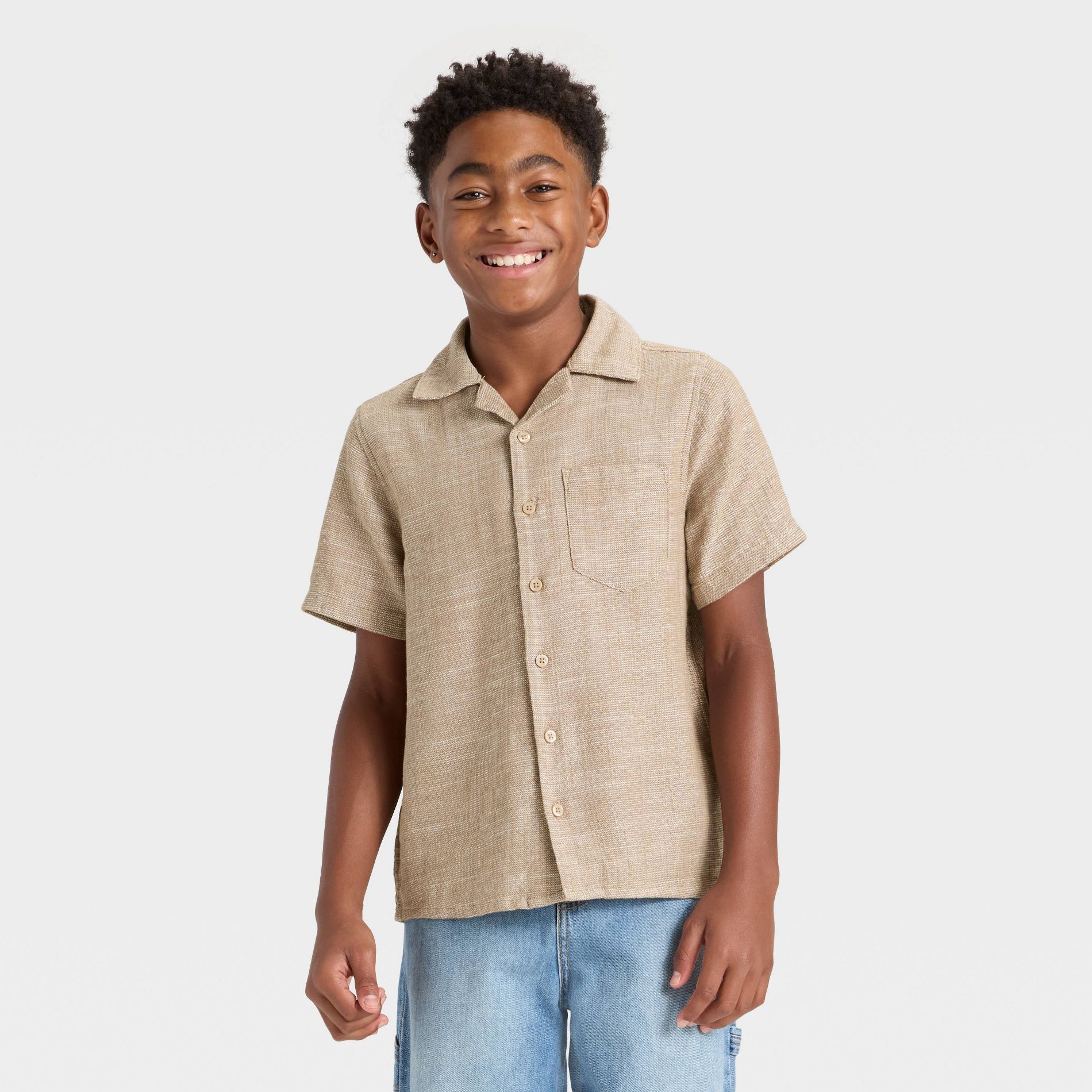 Boys' Short Sleeve Woven Button-Up Shirt - art class™