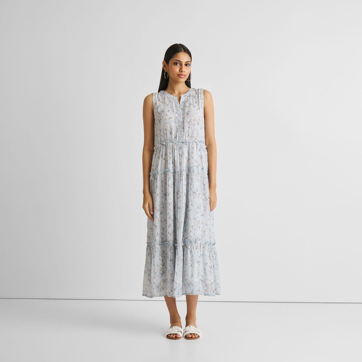 Reistor Women's Perfect Resort Maxi Dress in Blue Florals