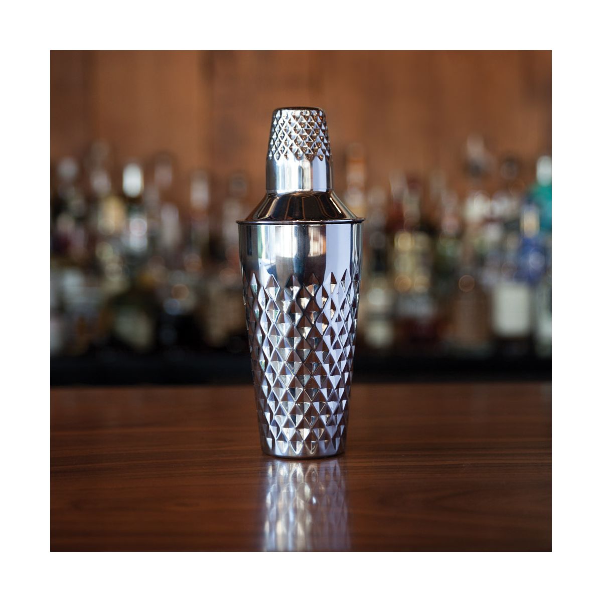 Viski Diamond Cocktail Shaker, Faceted Stainless Steel Drink Shaker for Margarita, Espresso Martini, Home Bar Essentials, Party Hosting Gifts, 25 oz - thumbnail 6