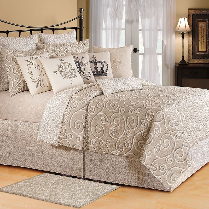 C&F Home Montpellier Quilt, 1 of 4