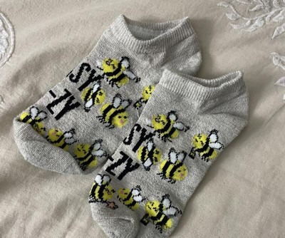 Xhilaration Womens Low Cut Socks Size 4-10 I'm Busy Bee Print
