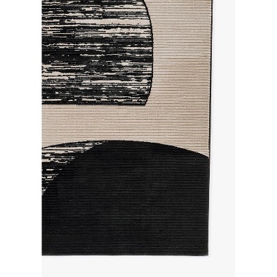 Xander Black and Ivory Geometric Synthetic Rug 2' x 3'