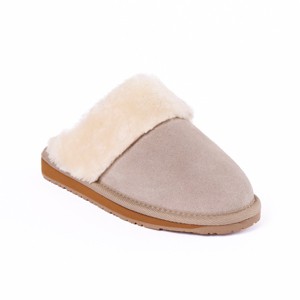 Minnetonka Women's Carefree Scuff Slippers - 1 of 4