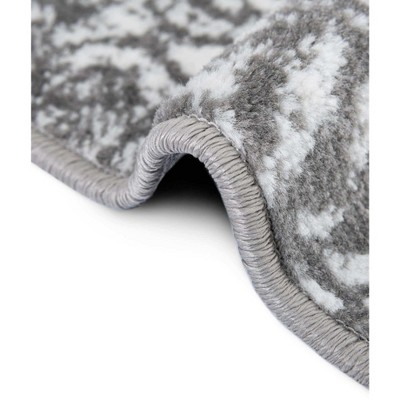 Reversible Easy Care Synthetic Area Rug in Gray and Blue