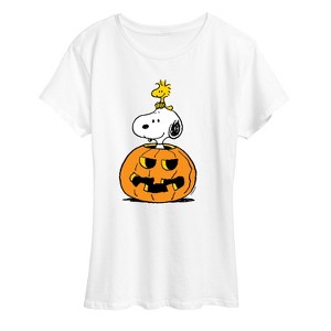 Women's - Peanuts - Snoopy Woodstock Pumpkin Short Sleeve Graphic T-Shirt - 1 of 4