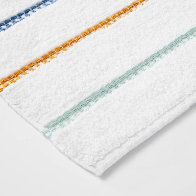 Striped Kids&#39; Bath Rug White/Blue - Pillowfort&#8482;