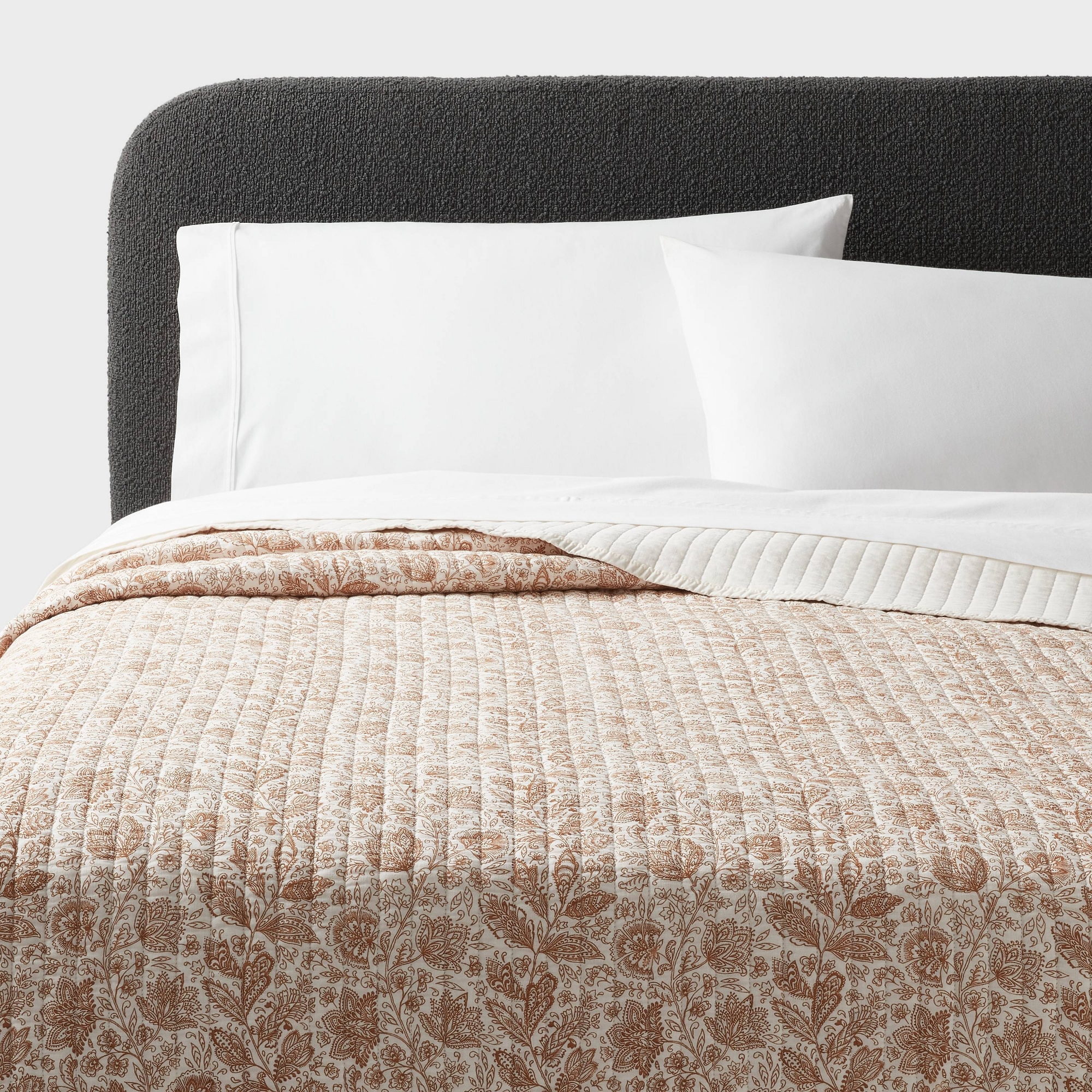 Full/Queen Printed Cotton Voile Tonal Floral Quilt Ivory/Camel - Threshold™