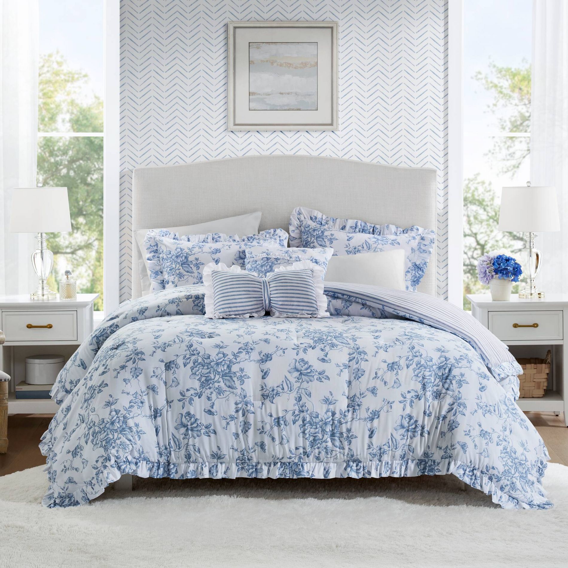 5 Pieces King Comforter Set with Decorative Pillows,Blue