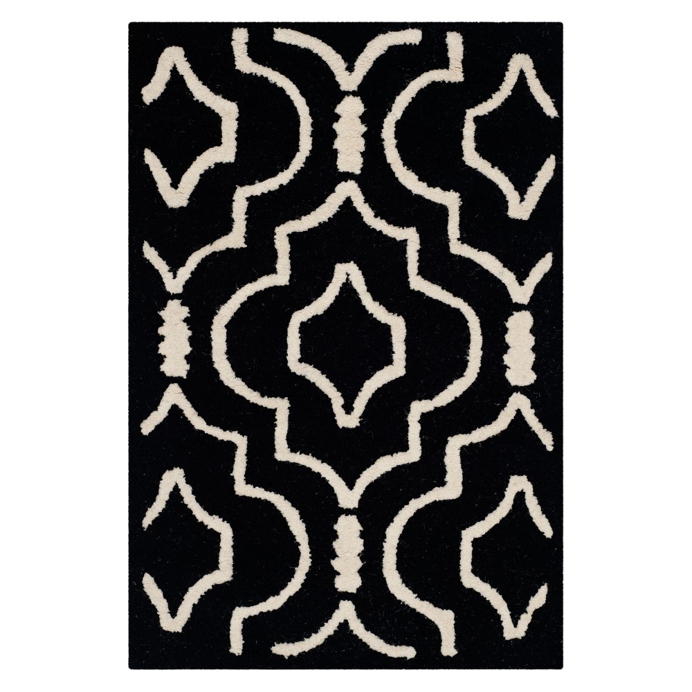 Tahla Accent Rug - Black / Ivory ( 2'x3' ) - Safavieh