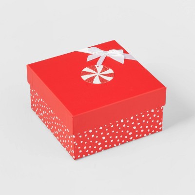 Square Gift Box White/Red - Wondershop™