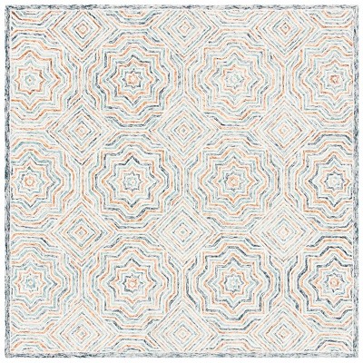 Capri CPR215 Tufted Indoor Rug - Safavieh