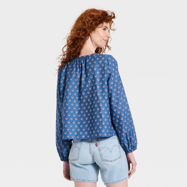Blusa estampada de manga larga y globo para mujer - Universal Thread™ 2