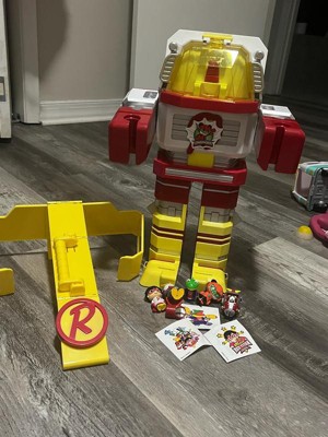 Ryan's World Mega Mecha Titan Robot : Target