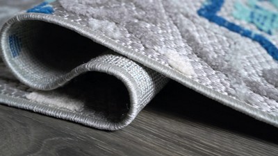 Mediterranean Medallion Easy-Care Synthetic Area Rug