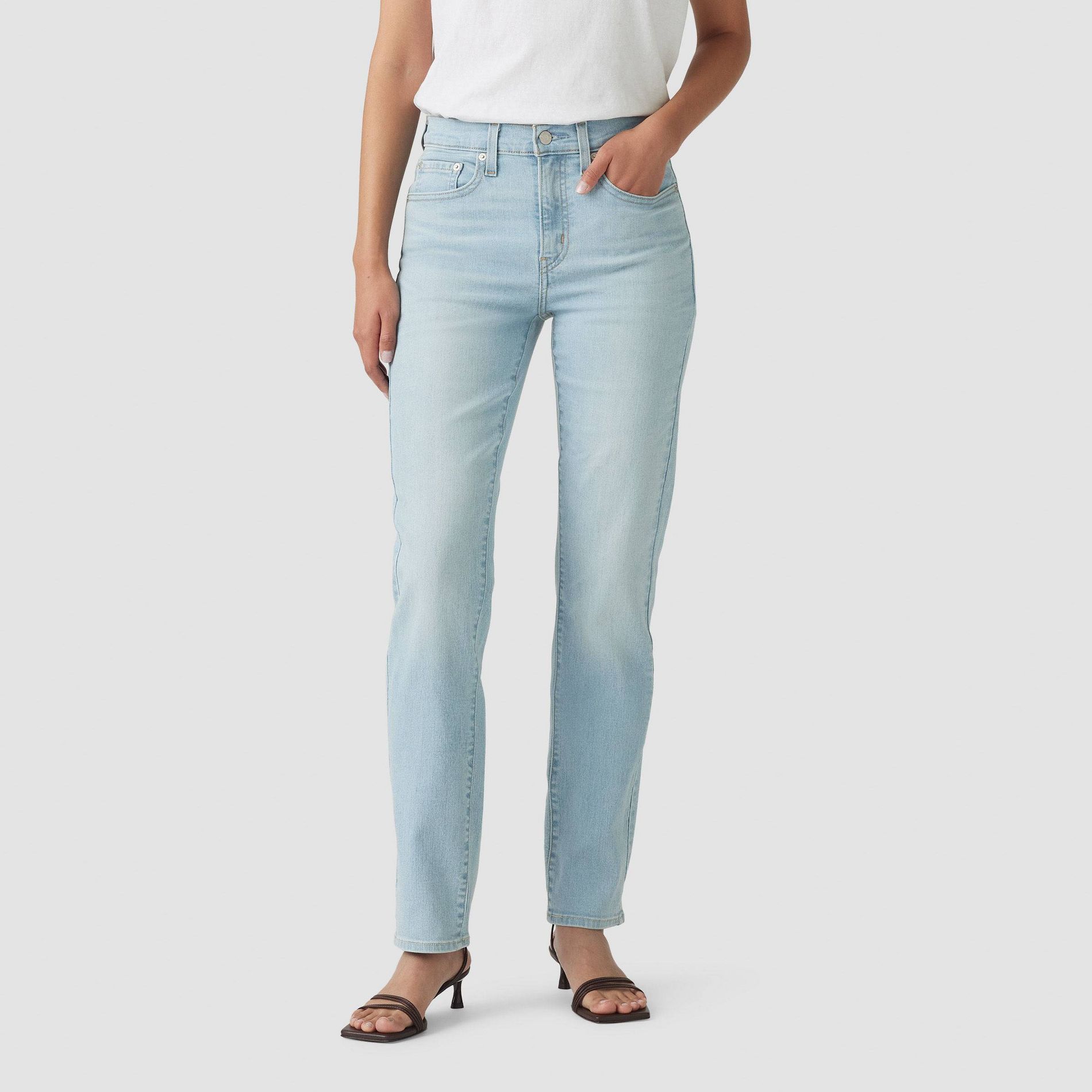 Levi's® Women's 724 High-Rise Straight Leg Jeans - Eternal Indigo Light 27