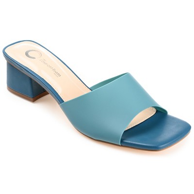 Journee Women's Jaydin Sandals
