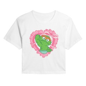 Women's - Sesame Street - Oscar Coquette Cropped Graphic T-Shirt - 1 of 4