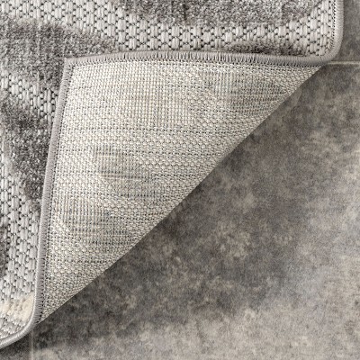 Light Grey Floral Synthetic 5' x 8' Easy-Care Outdoor Rug