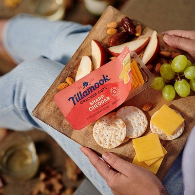 Tillamook Sharp Cheddar Cracker Cut Cheese - 6.5oz/24 slices