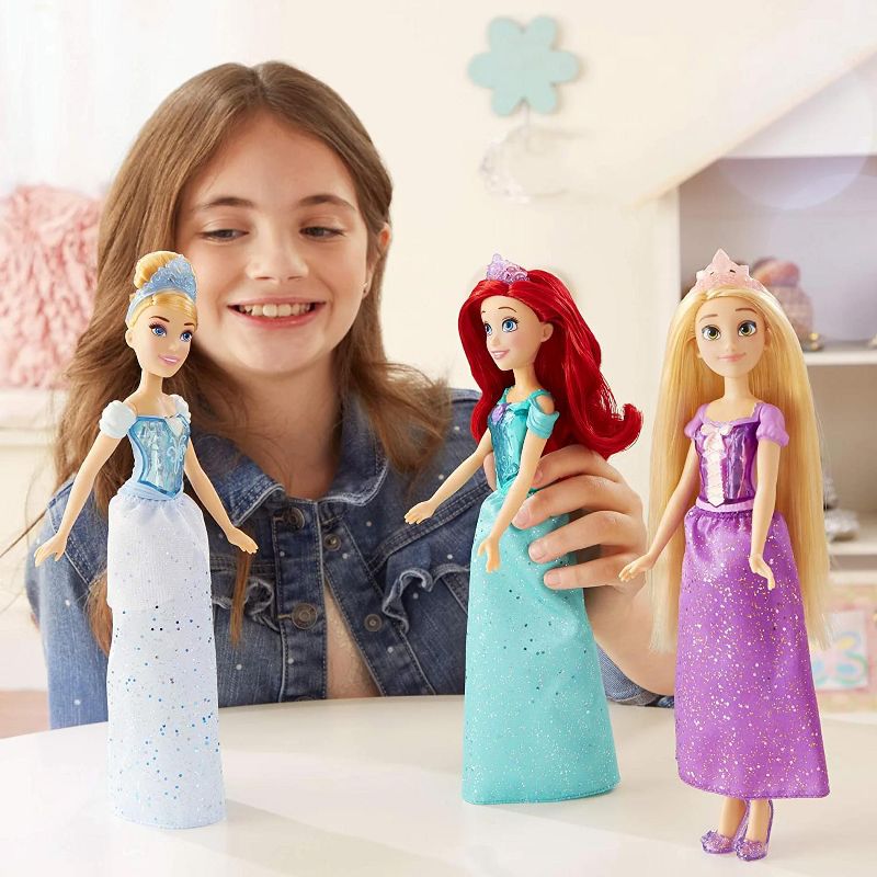 Hasbro Disney Princess Royal Collection | 12 Royal Shimmer Fashion Dolls, 4 of 5