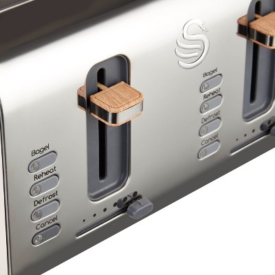 Cotton White Stainless Steel 4-Slice Toaster with Crumb Tray