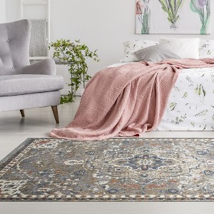 Luxury carpet Transitional, Oriental, Cut Pile 1'10" x 2'6" Rectangle Throw Rug - 1 of 4