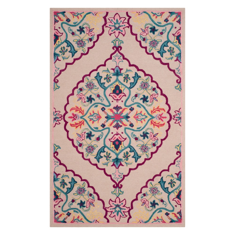 4'x6' Medallion Area Rug Light Pink - Safavieh