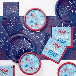 Creative Converting Patriotic Party Tableware Kit 8ct - 1 of 4