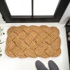 JONATHAN Y Maeve Classic Coastal Scalloped Basketweave Coir Indoor/Outdoor DoorMat - 3 of 4