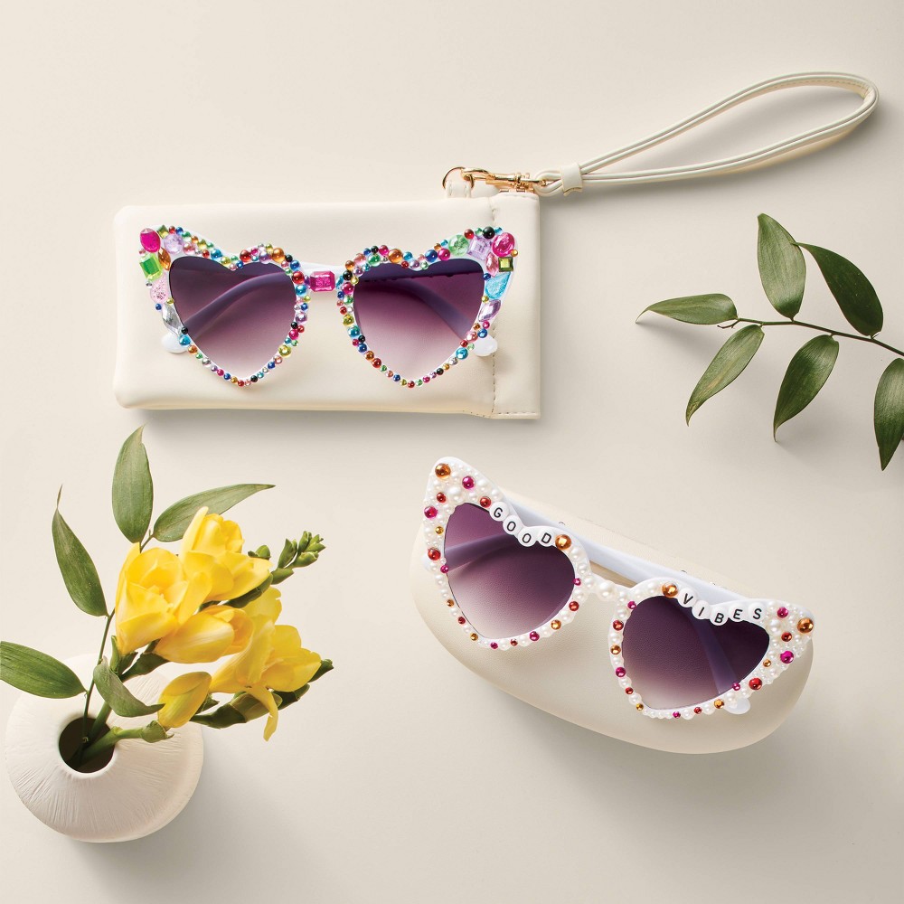 Summer Craft Custom Sunglasses Decoration Kit 2ct - Mondo Llama™